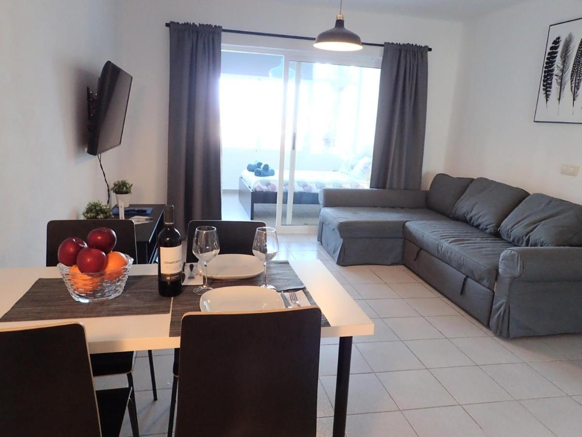 Beautiful Studio On The Seafront Коста Тегисе Екстериор снимка